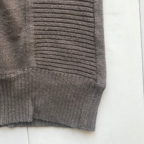 { Costa Blanca } - Cardigan Sweater - Picture 5 of 8